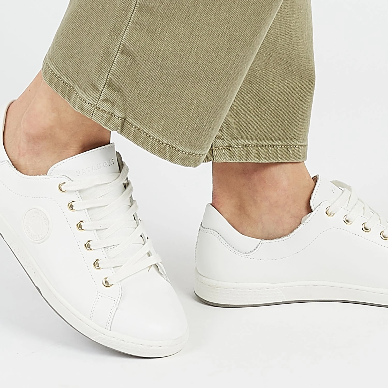 Pataugas JAYO/N F2I BLANC 5 Pataugas JAYO/N F2I BLANC – Image 5